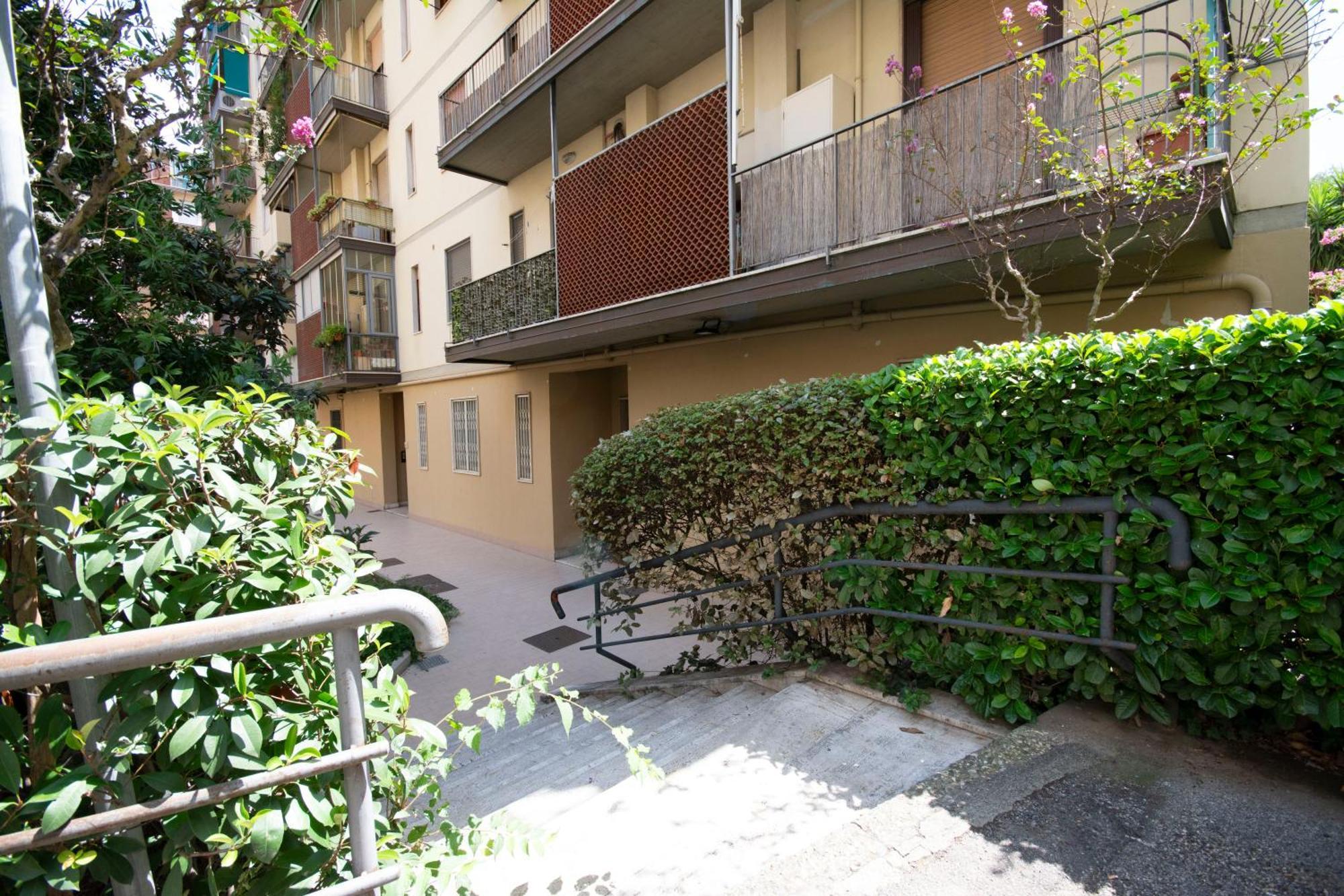 Wonder Apartment & Free Parking Флоренція Екстер'єр фото